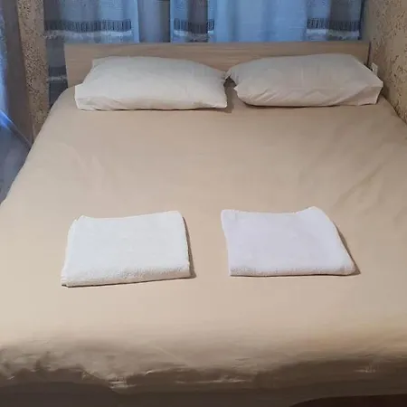 Apartment Colonel 964 *